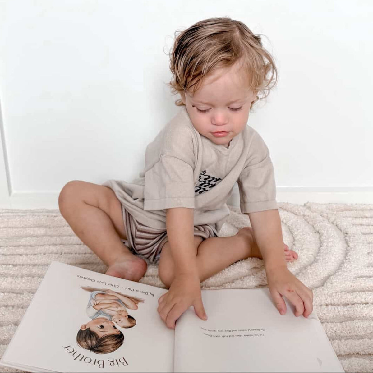 Victoria Patterson Little Love Chapters | Children's Books and Keepsakes